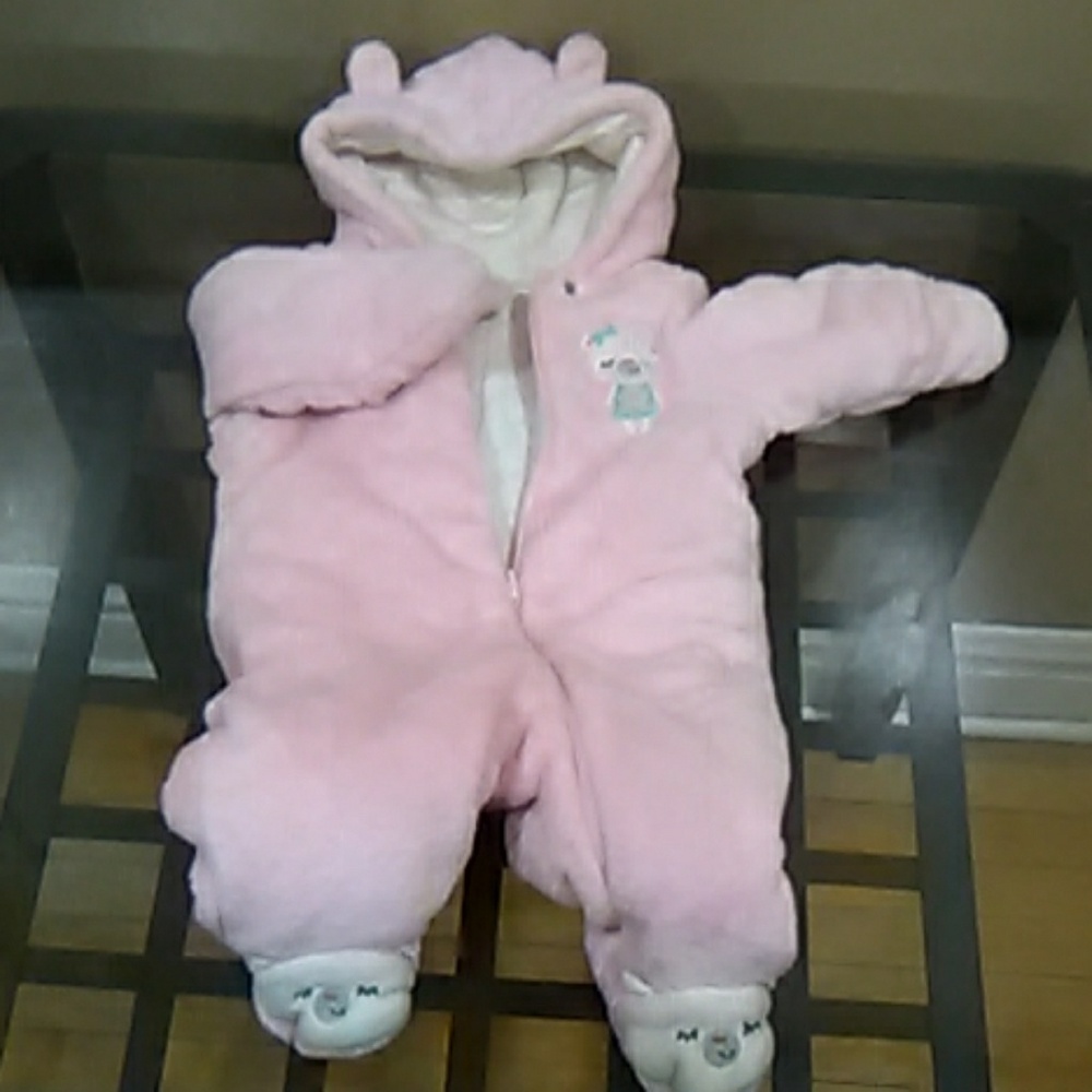 SOLD-----Babygirl Coat 0-3Mos.